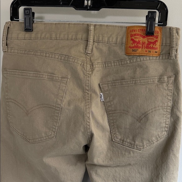 Levi's 502 Men's Tan Denim Straight Leg Jeans size 31x34 EUC Khaki Beige Casual - Picture 3 of 11